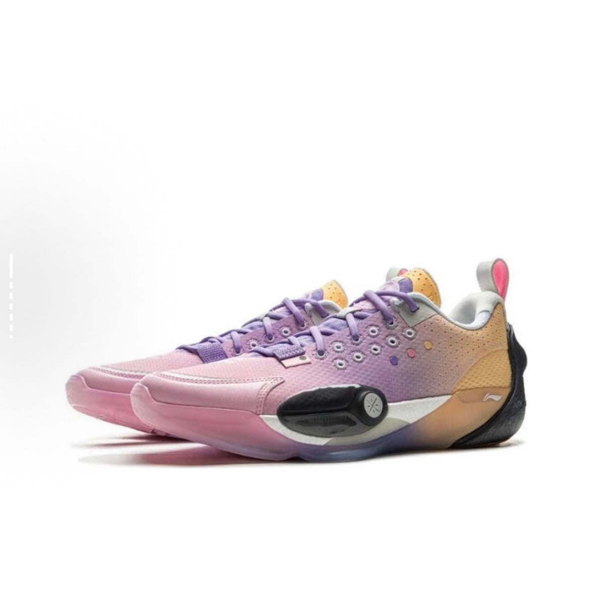 Li-Ning Wade All City 13 "Family Love"
